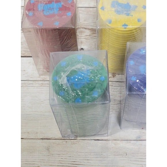 Family Guy Poker Chips Red Yellow Green Blue Brand New, Authentic - Picture 4 of 6